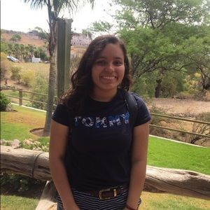 Meet your Posher, Diana paola